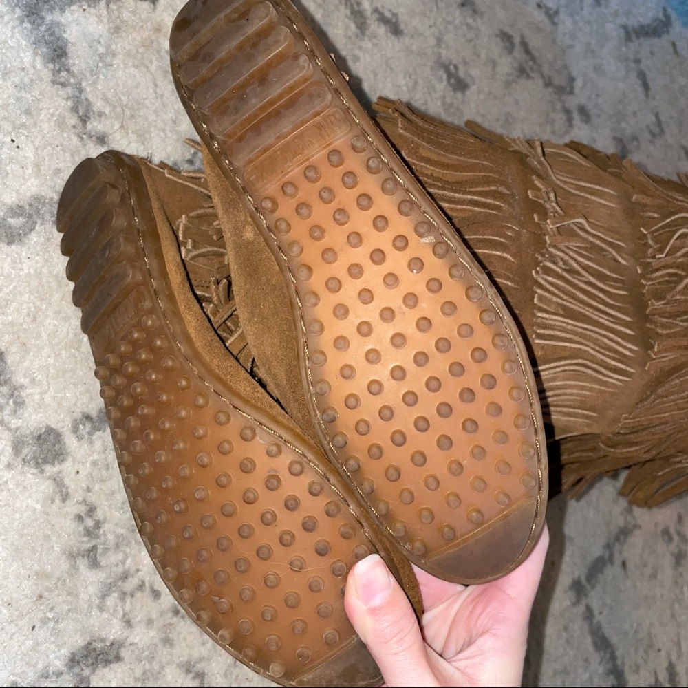 5-Layer Fringe Boot - Picture 4 of 4